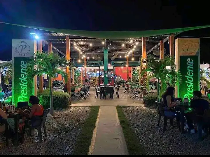 홈스테이 Bed And Breakfast In Beautiful Garden Moca